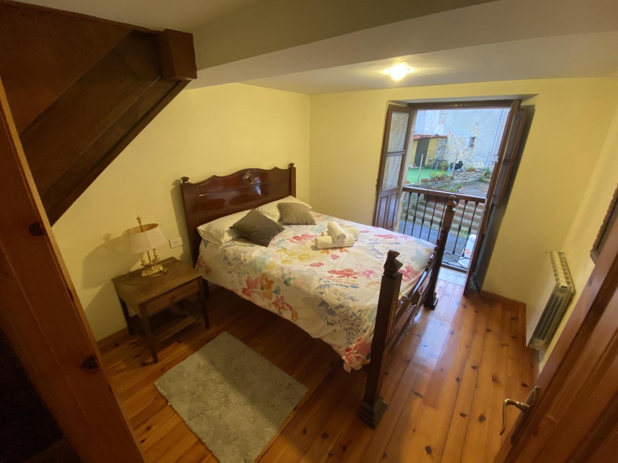 Casa Estilo Rural Con Jardin Entre Playa Y Montana Caravia